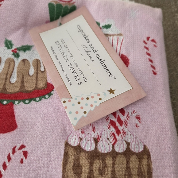 Cupcakes & Cashmere Pink Festive Kitchen Towel - Picture 5 of 6